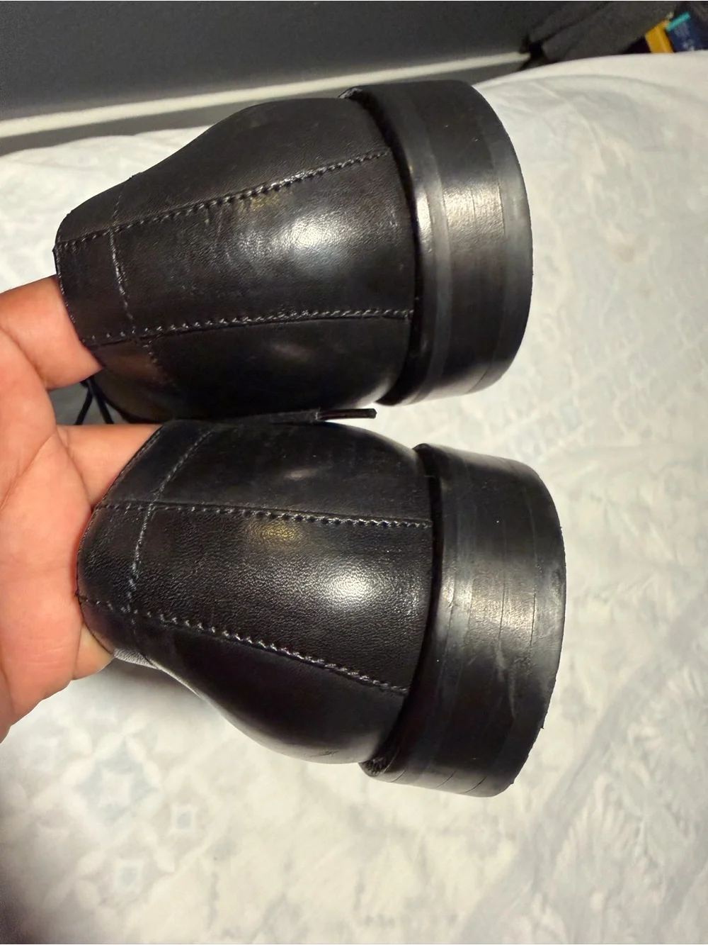 Banana Republic Black Leather Derby Dress Shoes size 11M